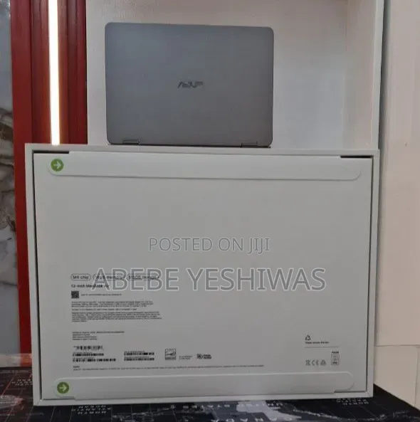New Laptop Apple MacBook Air 2025 M4 16GB Apple M4 Pro SSD 512GB