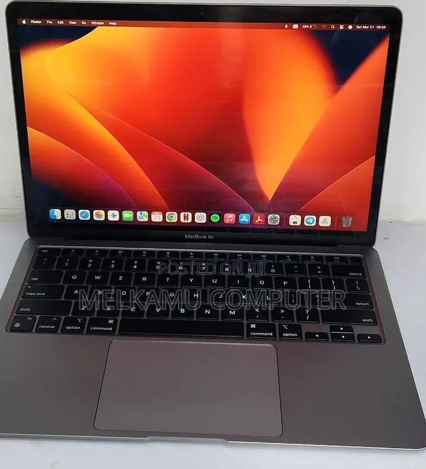 New Laptop Apple MacBook Air 2020 M1 8GB Apple M1 SSD 256GB