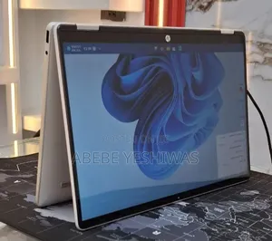 New Laptop HP OmniBook 5 Flip 16GB Intel Core i7 SSD 1T