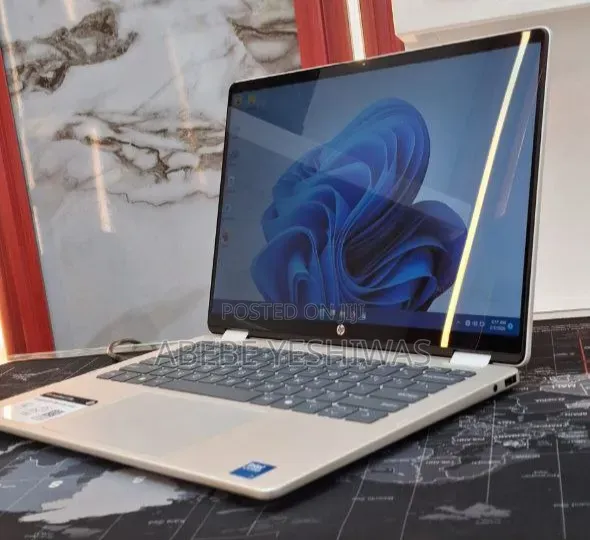 New Laptop HP OmniBook 5 Flip 16GB Intel Core i7 SSD 1T
