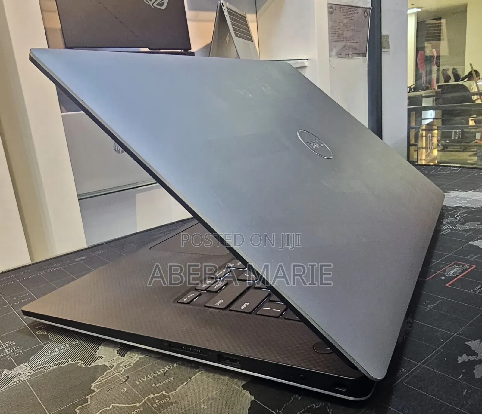 New Laptop Dell Precision 15 3520 16GB Intel Core i7 SSD 512GB