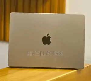 New Laptop Apple MacBook Pro 32GB Apple M1 Pro SSD 512GB