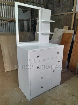 Chest Drawer + Dressing