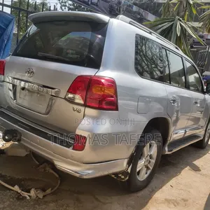 Toyota Land Cruiser 2014 Silver