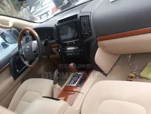Toyota Land Cruiser 2014 Silver