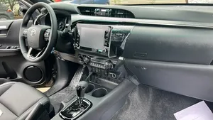 Toyota Hilux 2022 Green