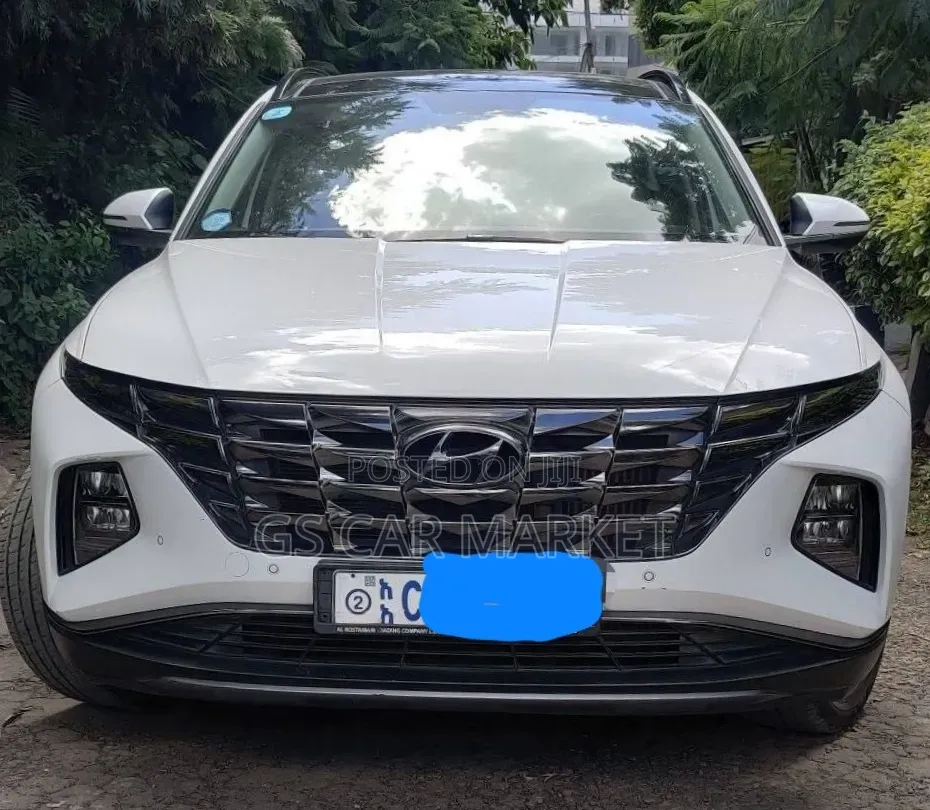 Hyundai Tucson 2022 White