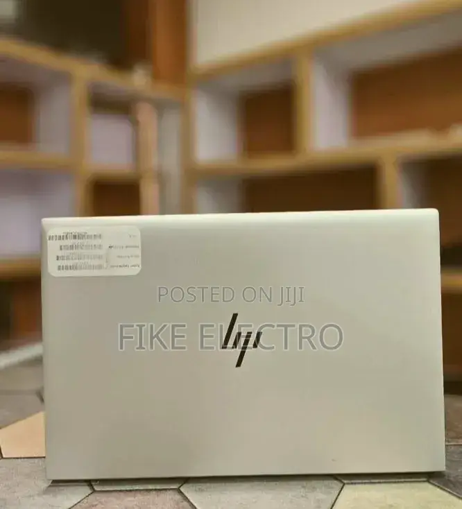 New Laptop HP EliteBook 845 G8 16GB AMD Ryzen 5 SSD 512GB