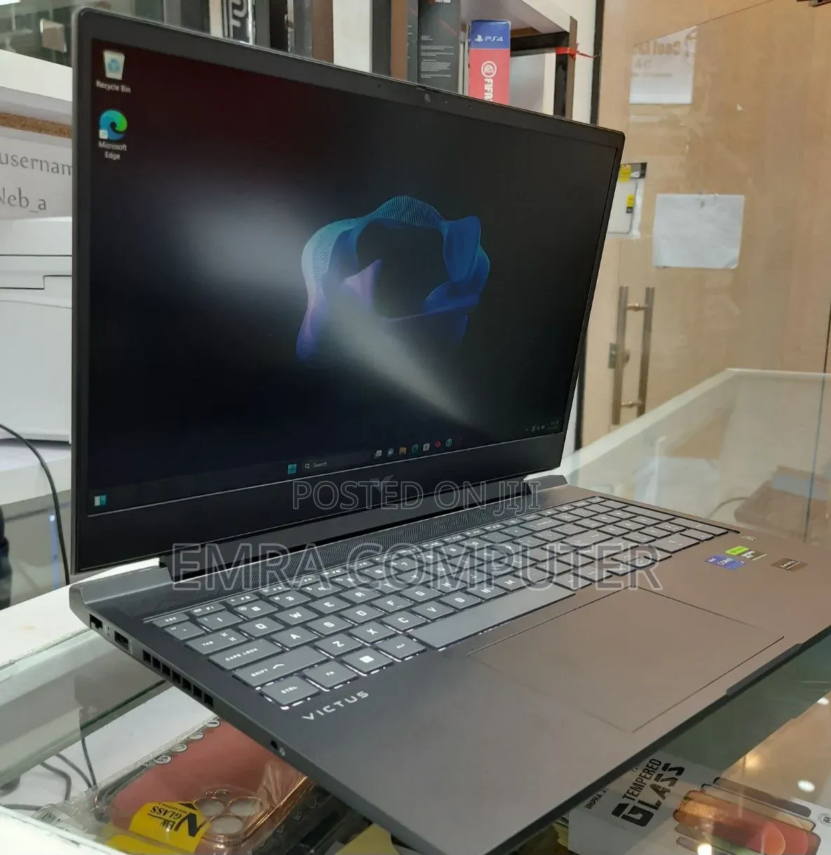 New Laptop HP Victus 16 16GB Intel Core i7 SSD 1T
