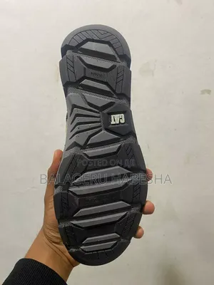 Original Caterpillar Safety Shoes