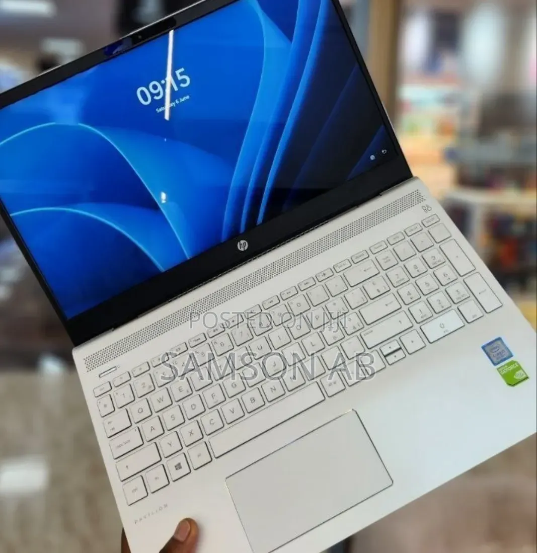 New Laptop HP Pavilion 15 16GB Intel Core i7 SSD 512GB
