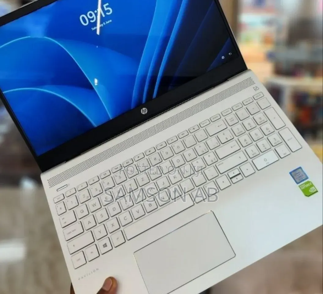 New Laptop HP Pavilion 15 16GB Intel Core i7 SSD 512GB