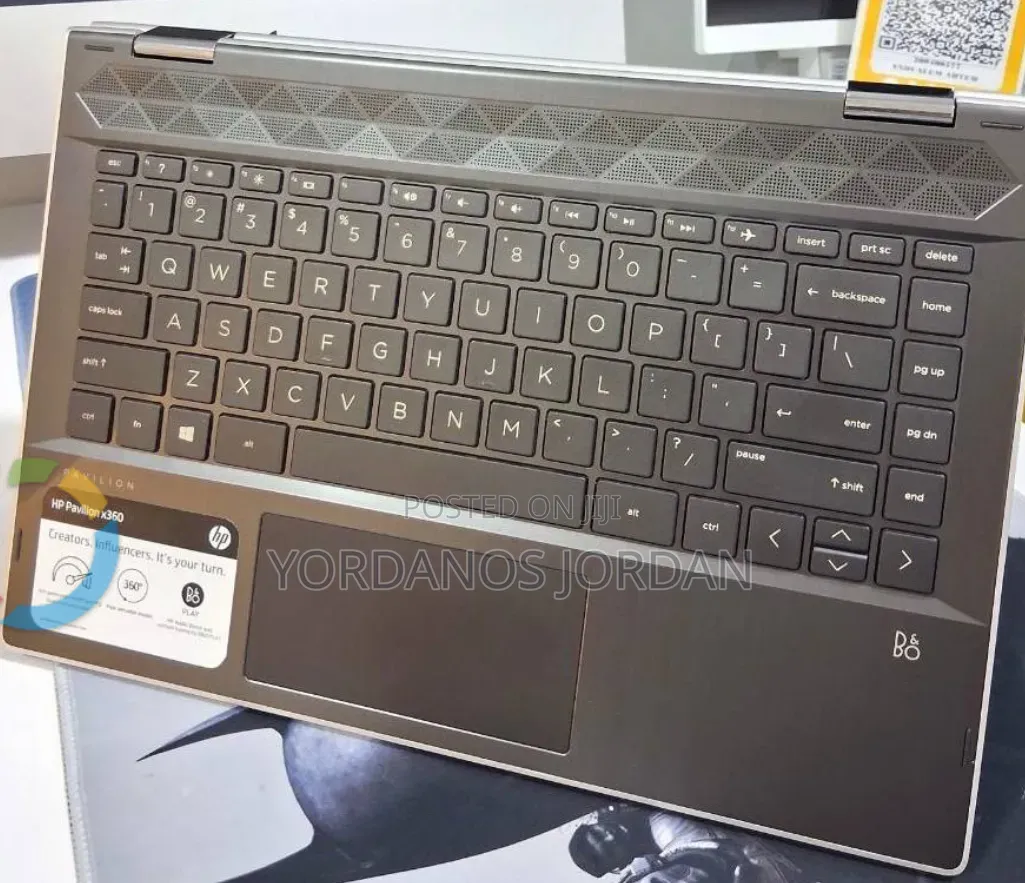 New Laptop HP Pavilion 14 8GB Intel Core i3 SSD 256GB