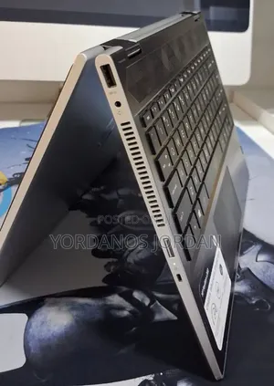 New Laptop HP Pavilion 14 8GB Intel Core i3 SSD 256GB