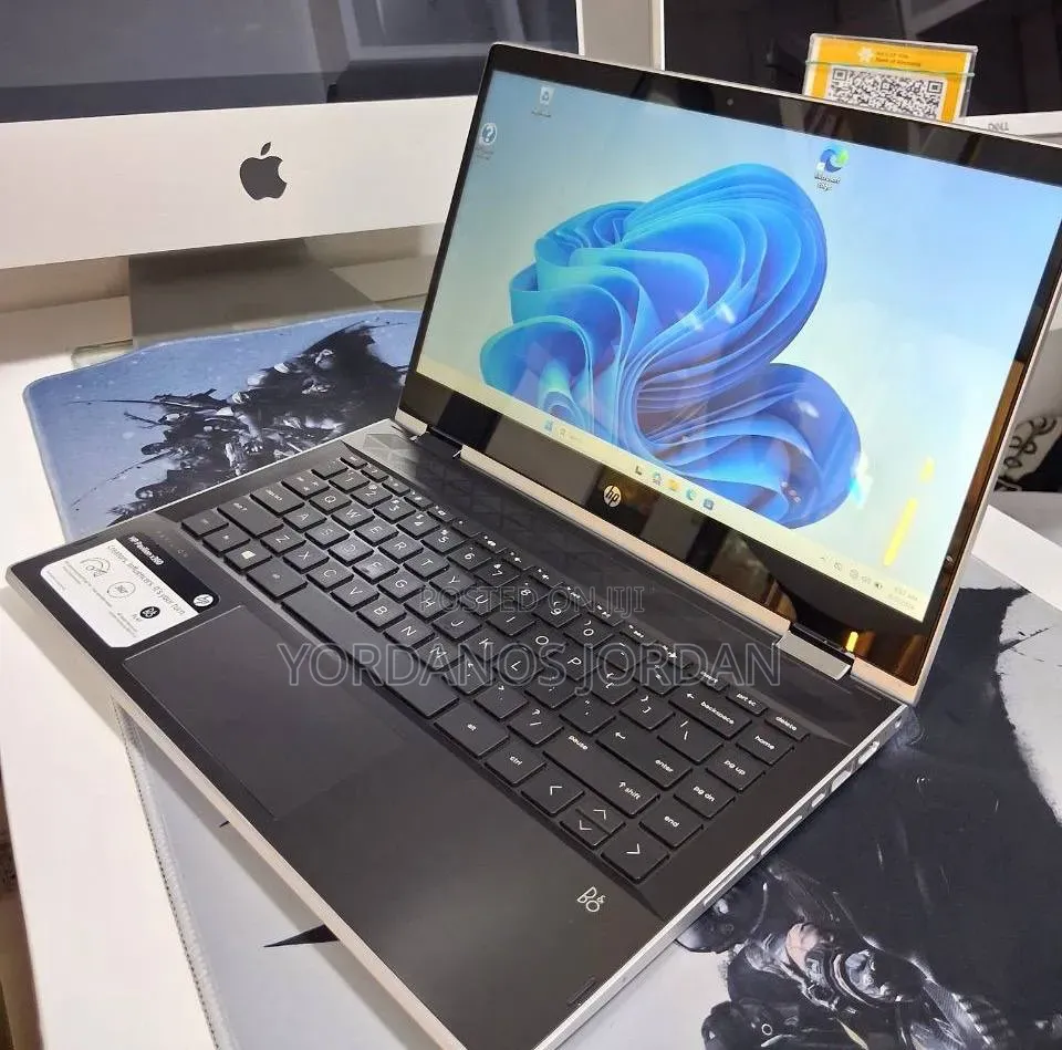 New Laptop HP Pavilion 14 8GB Intel Core i3 SSD 256GB