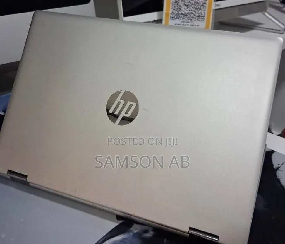 New Laptop HP Pavilion 14 8GB Intel Core i3 SSD 256GB