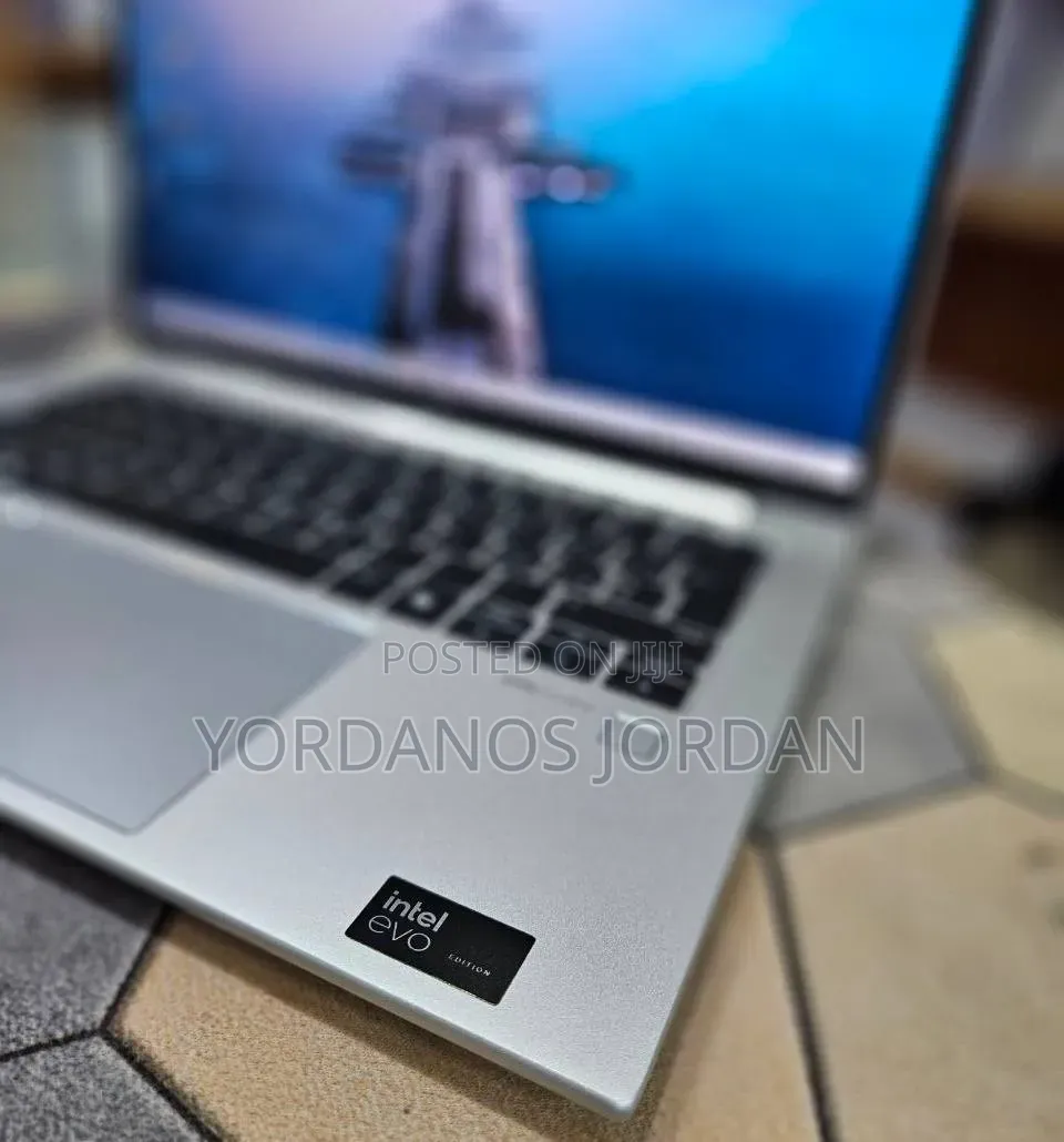 New Laptop HP EliteBook 840 G11 16GB Intel Core Ultra 7 SSD 512GB