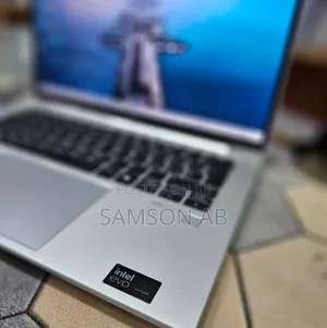 New Laptop HP EliteBook 840 G11 16GB Intel Core Ultra 7 SSD 512GB