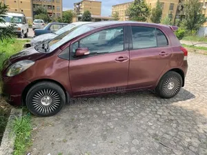 Toyota Yaris 2006 Burgundy