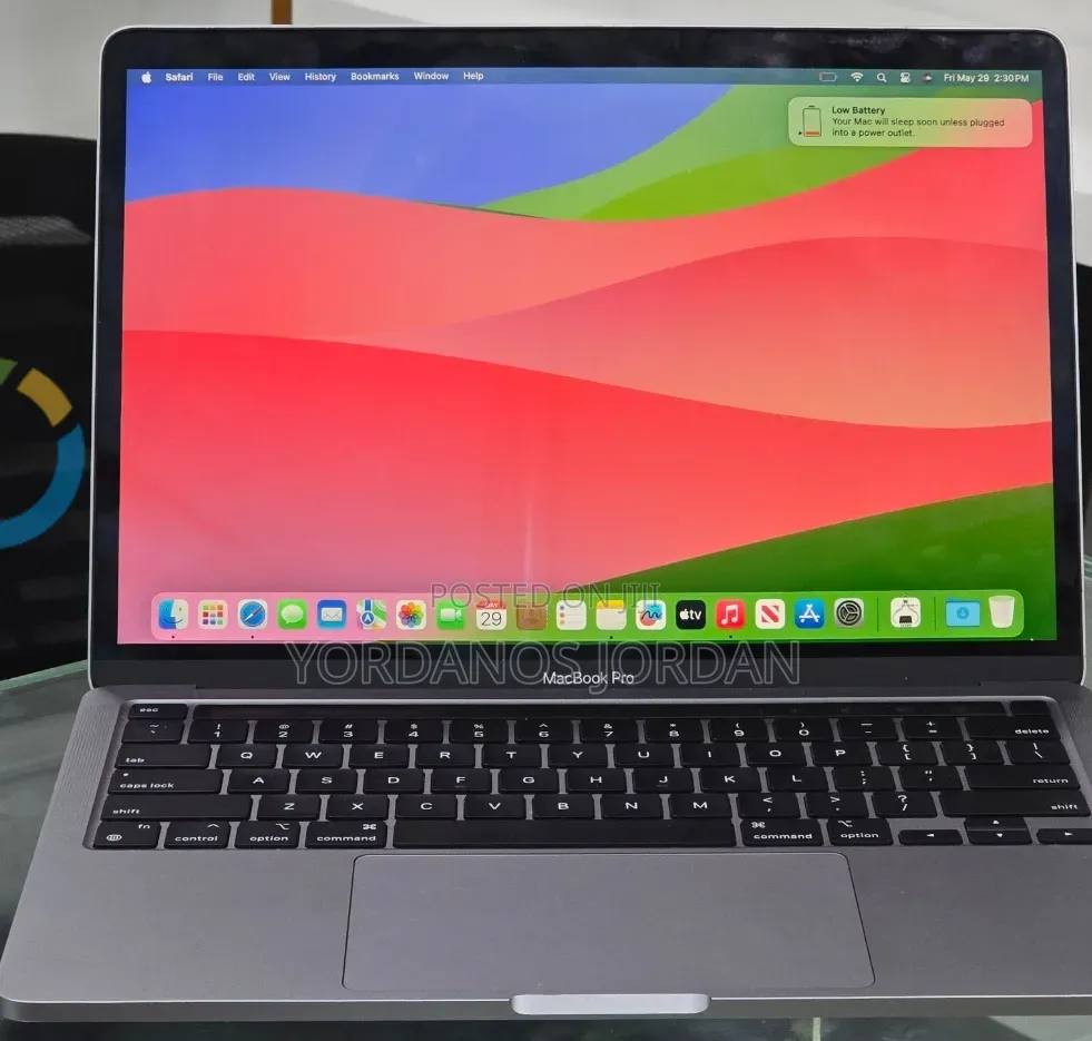 New Laptop Apple MacBook Pro 2020 M1 8GB Apple M1 SSD 512GB