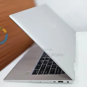 New Laptop HP EliteBook x360 1040 G9 16GB Intel Core i7 SSD 512GB