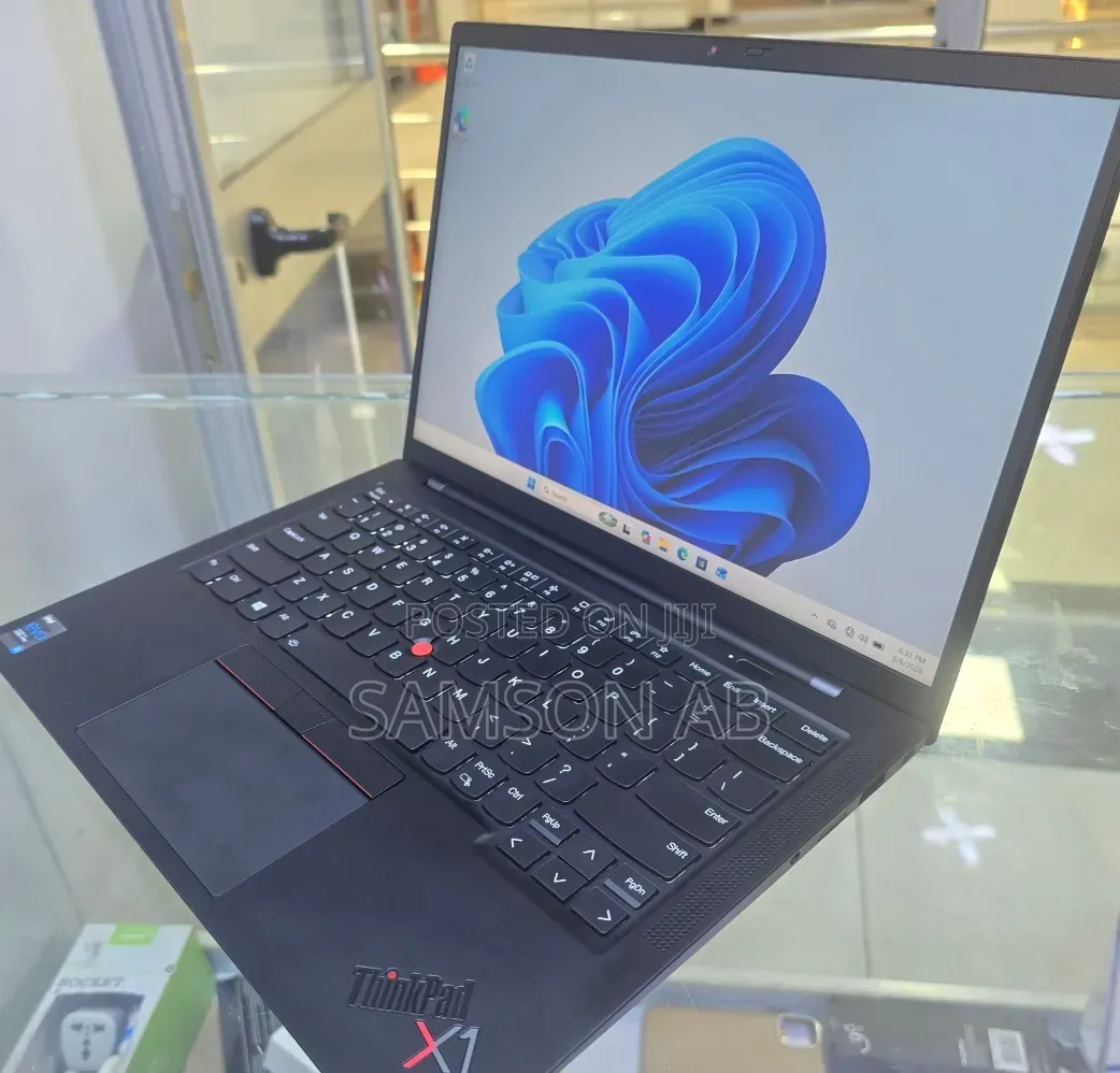 New Laptop Lenovo ThinkPad X1 Carbon 32GB Intel Core i7 SSD 512GB