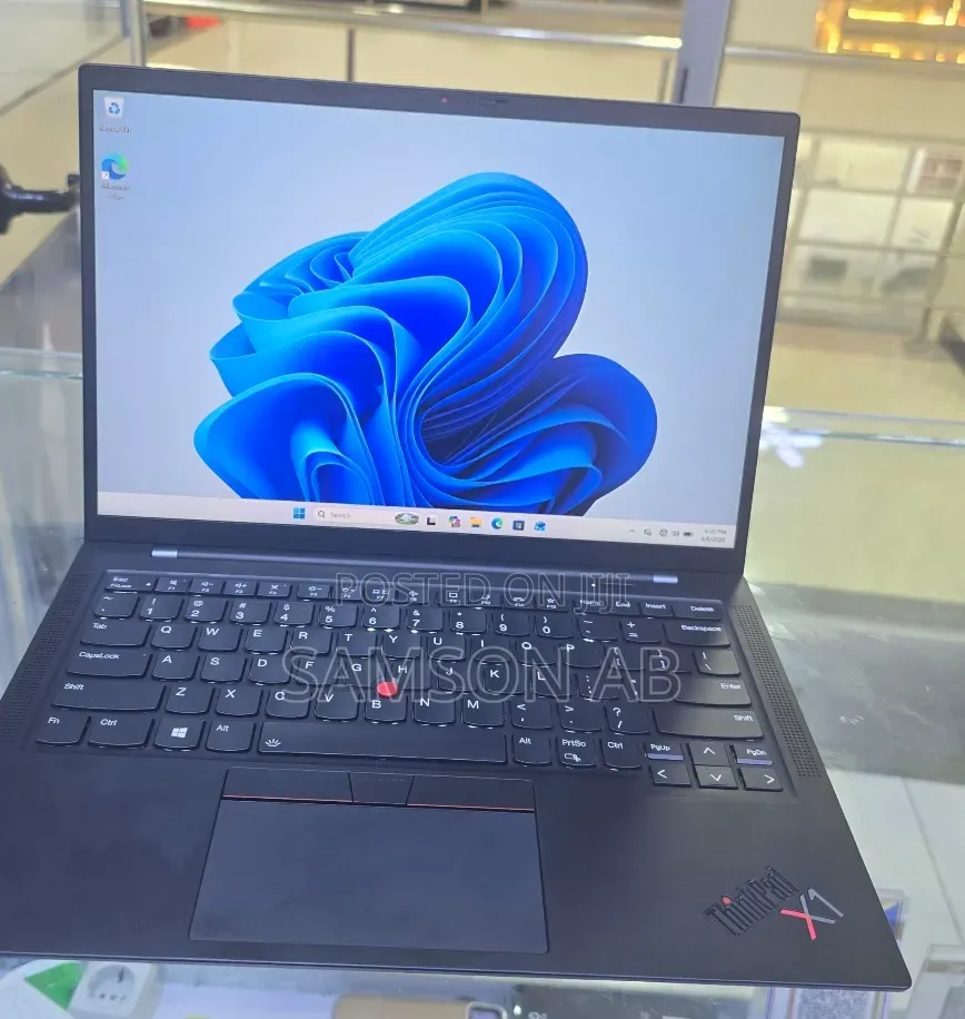 New Laptop Lenovo ThinkPad X1 Carbon 32GB Intel Core i7 SSD 512GB