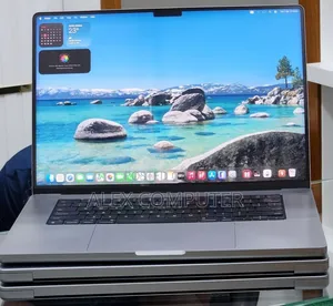 New Laptop Apple MacBook Pro 2021 M1 32GB Apple M1 Pro SSD 512GB