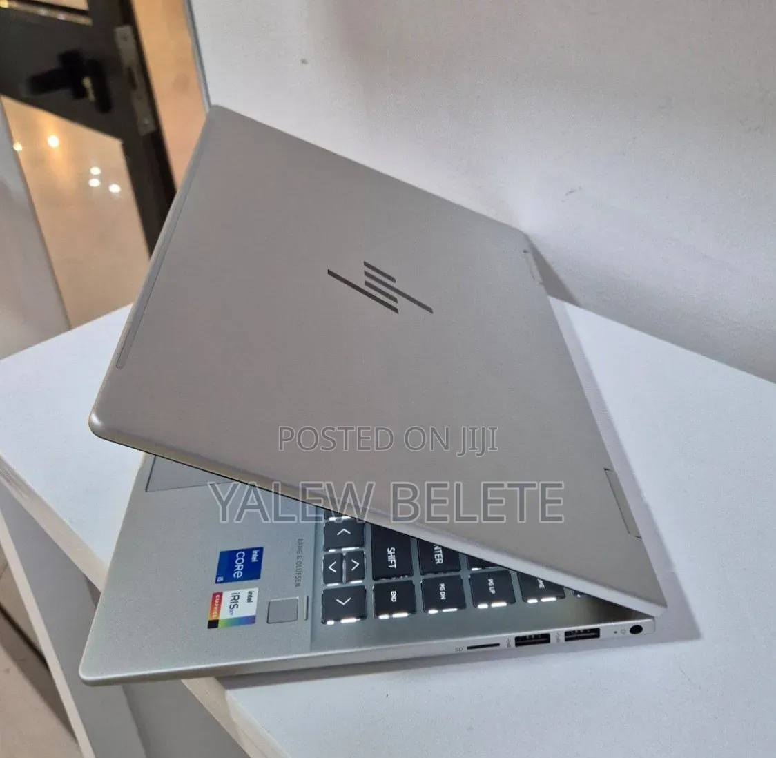 New Laptop HP Envy X360 8GB Intel Core i5 SSD 512GB