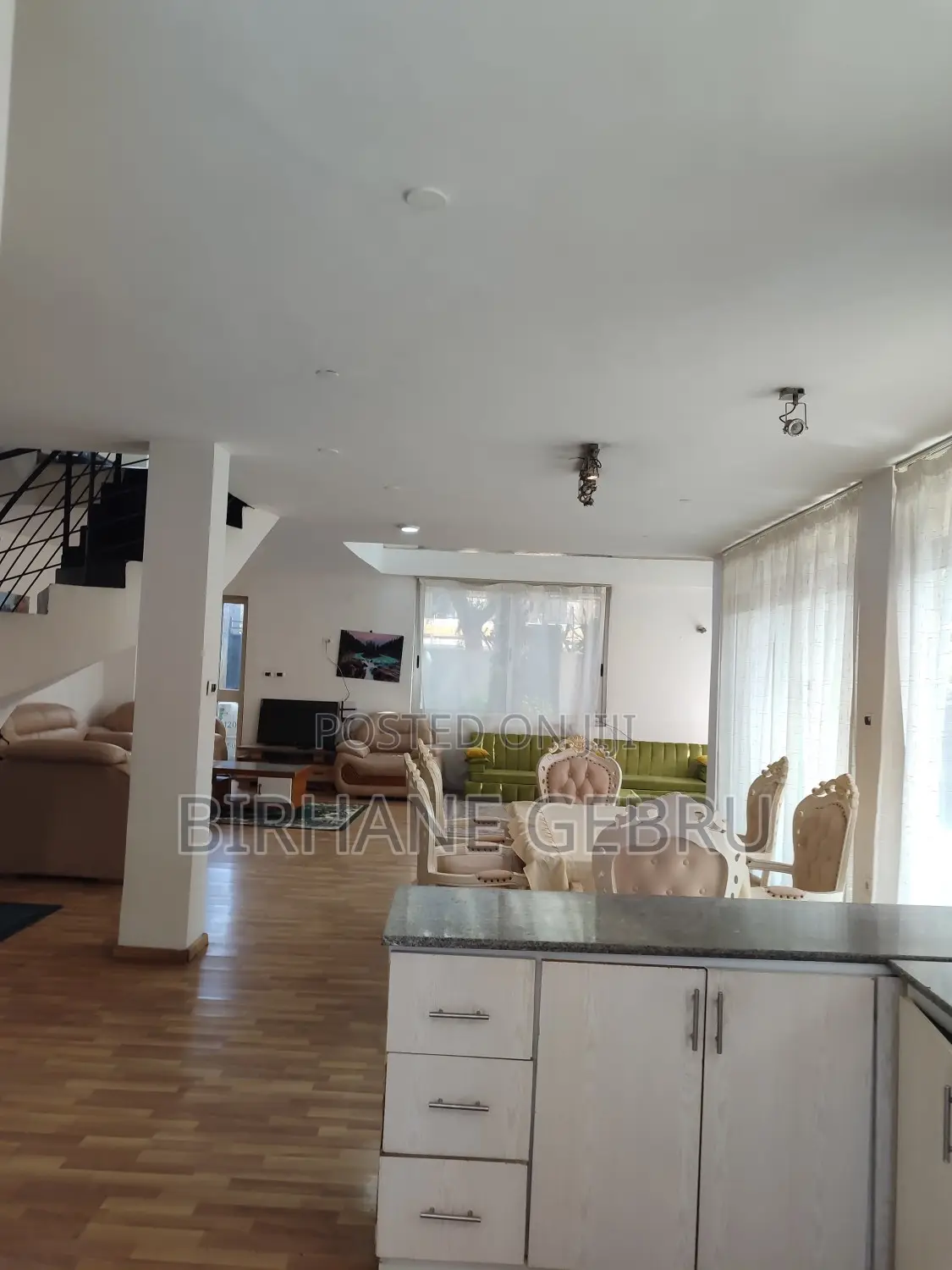 Furnished 6bdrm House in G+2 House, Bole for rent