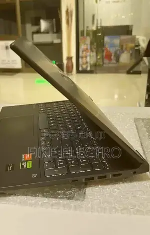 New Laptop HP Victus 15 16GB AMD Ryzen 7 SSD 1T