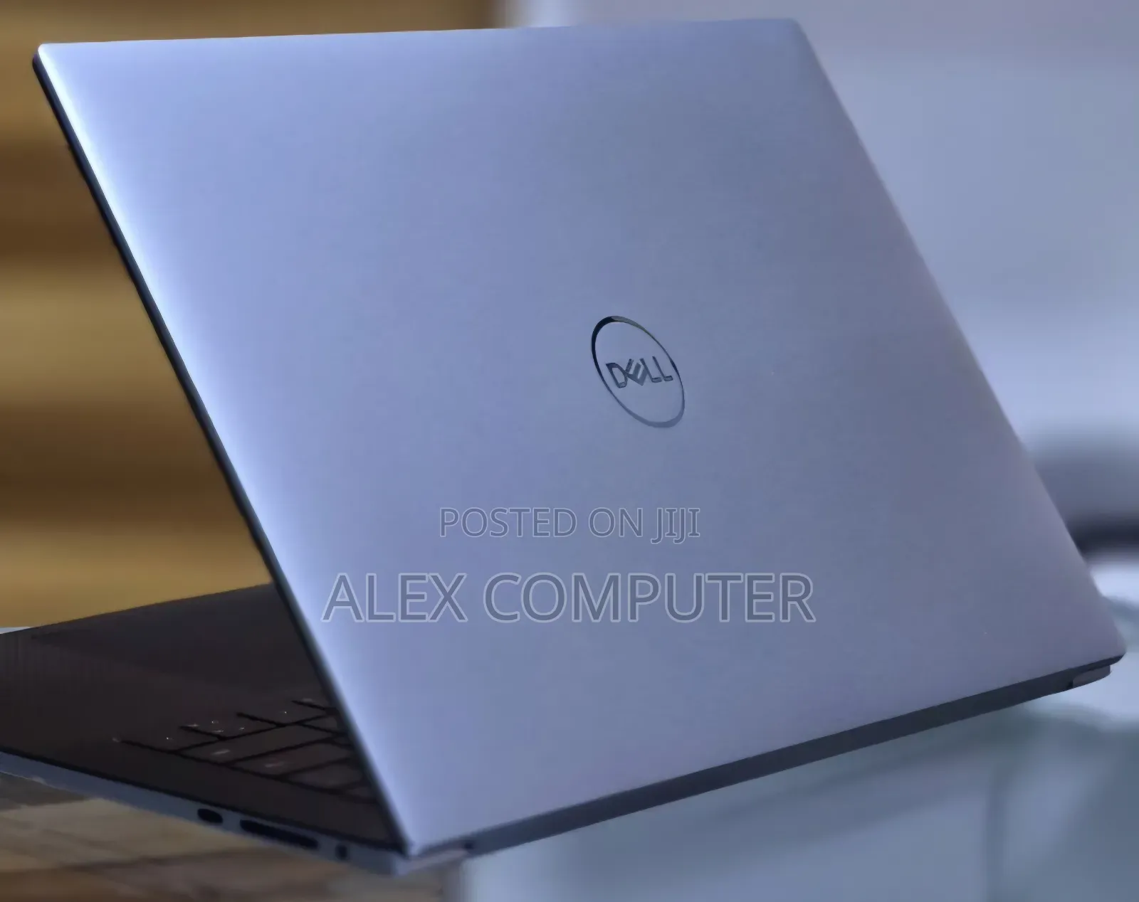 New Laptop Dell Precision 17 7720 16GB Intel Core i9 SSD 512GB