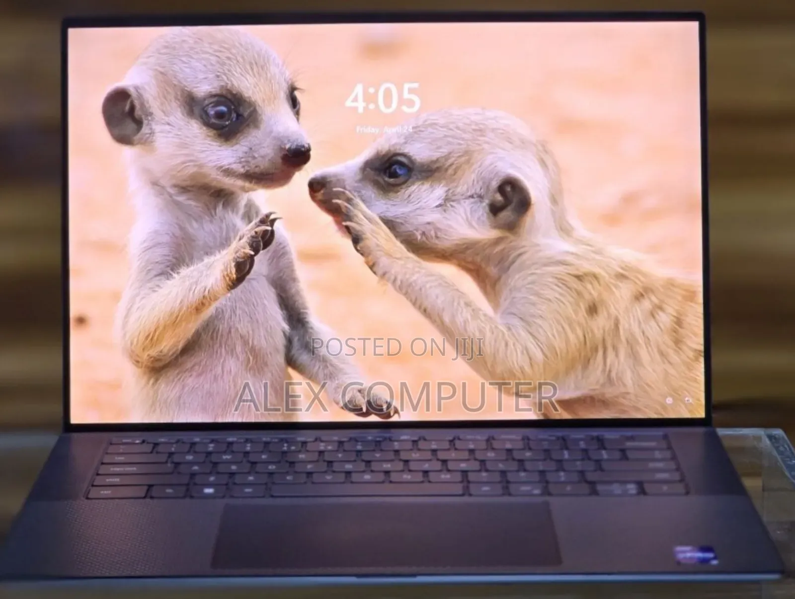 New Laptop Dell Precision 17 7720 16GB Intel Core i9 SSD 512GB