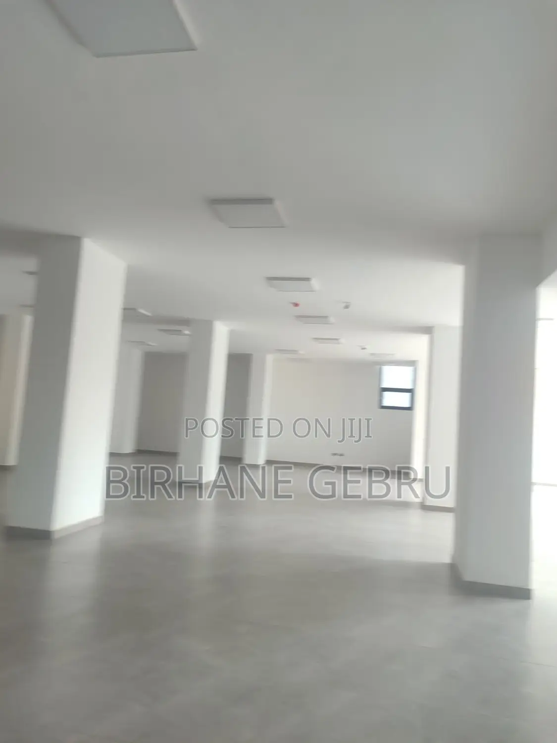 Space Luxury Rent for Salun Spa.Message and Other