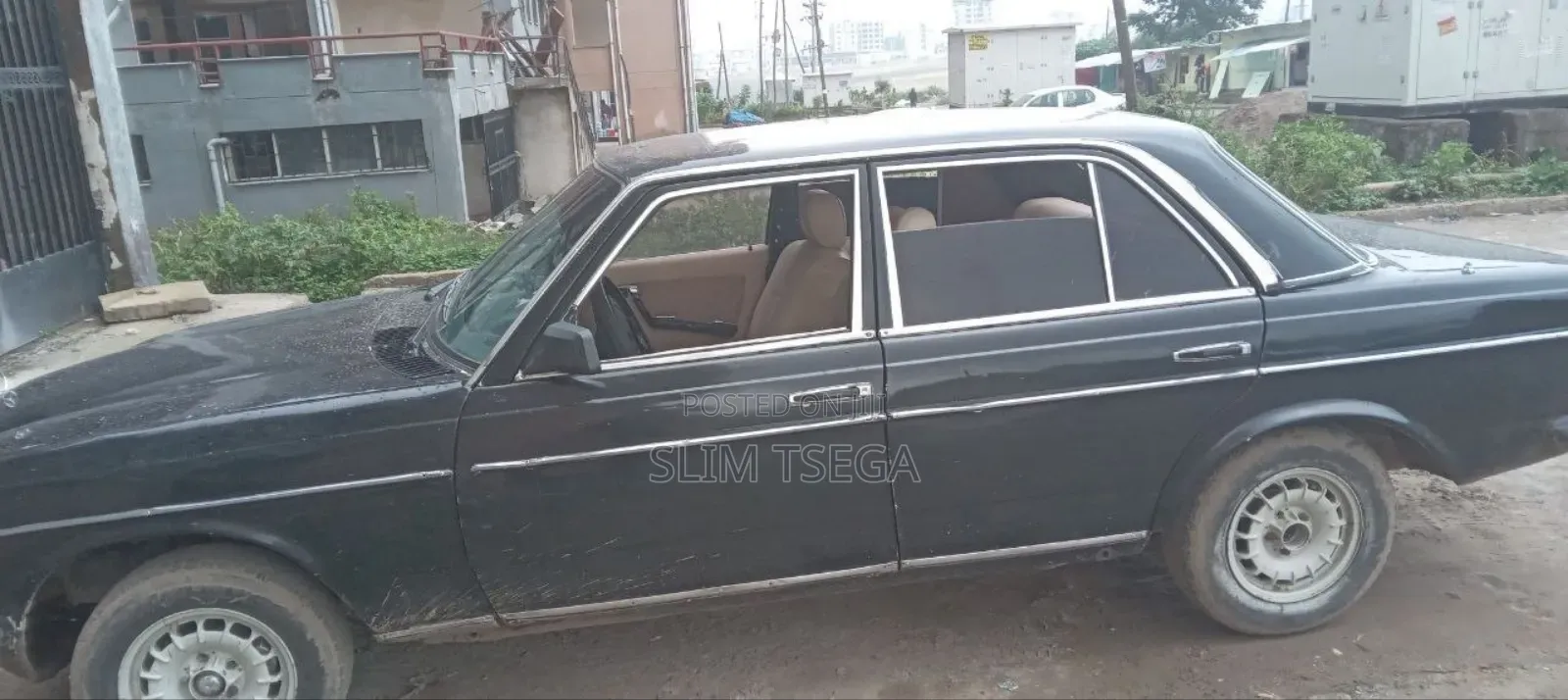 Mercedes-Benz W123 1981 Blue