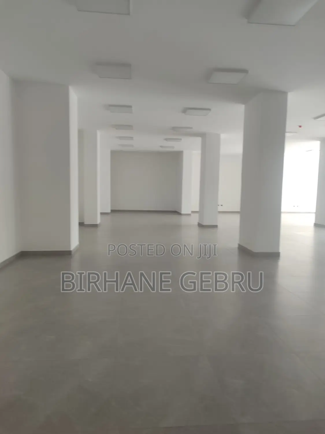 Space Luxury Rent for Salun Spa.Message and Other