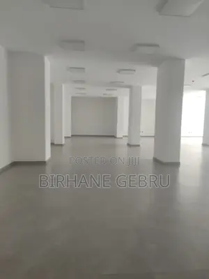 Space Luxury Rent for Salun Spa.Message and Other