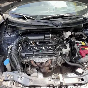 Suzuki Swift 2022 Brown