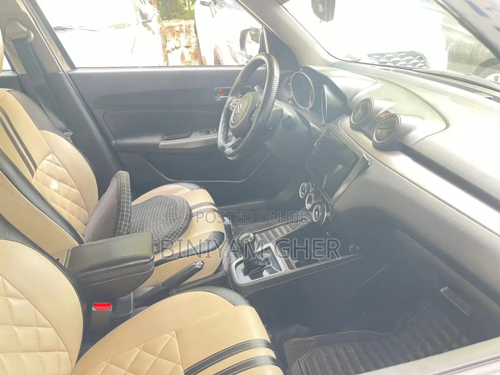 Suzuki Swift 2022 Gray