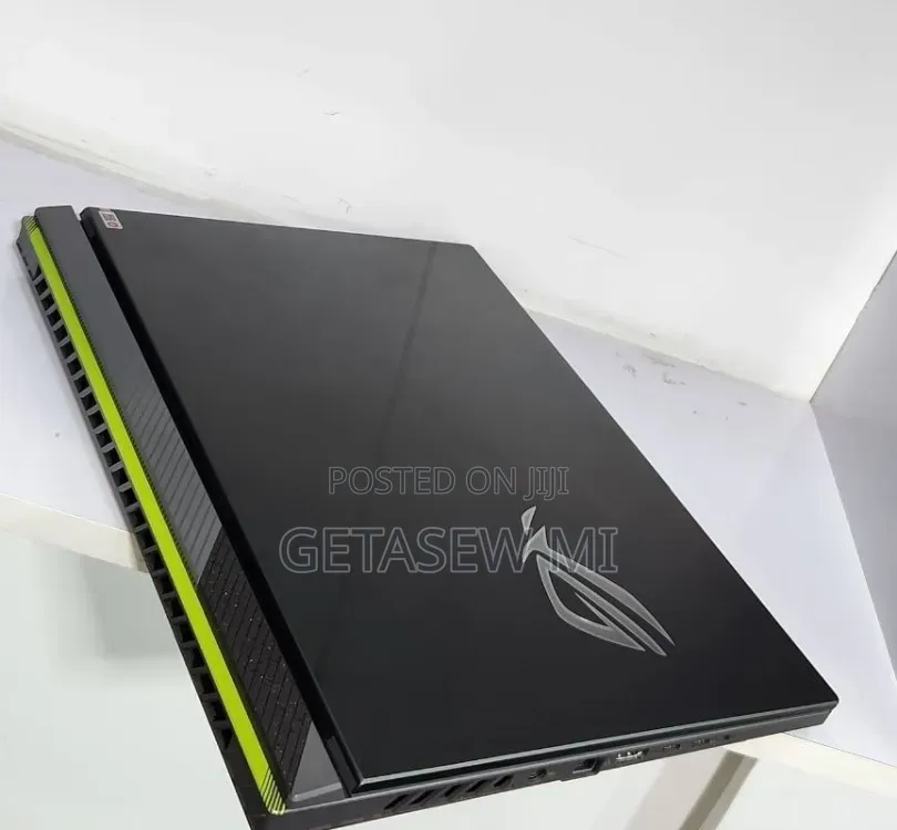 New Laptop Asus ROG Strix G15 16GB Intel Core i9 SSD 1T