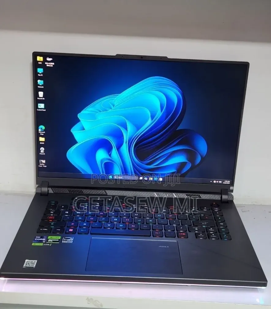 New Laptop Asus ROG Strix G15 16GB Intel Core i9 SSD 1T