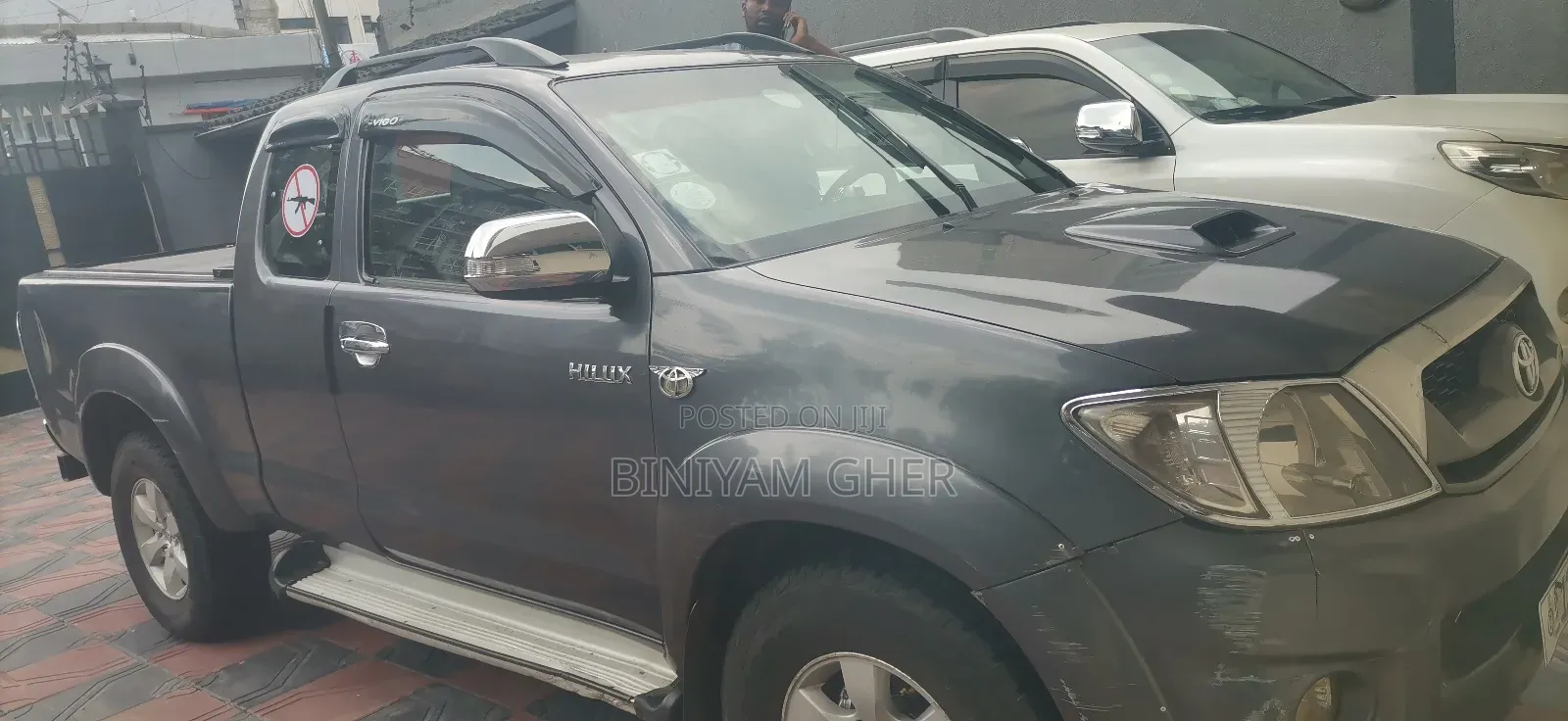 Toyota Hilux 2010 Gray