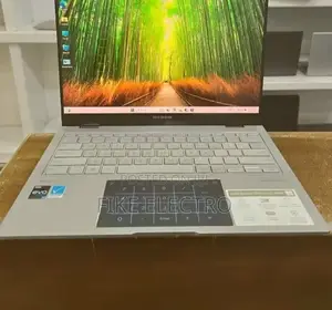 New Laptop Asus ZenBook Flip 14 UX461UA 16GB Intel Core i7 SSD 1T
