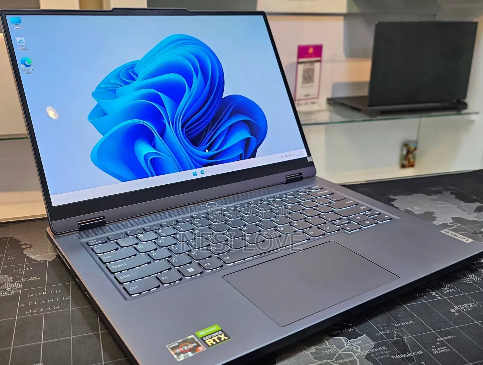 New Laptop Lenovo Legion 5 16GB AMD Ryzen 7 SSD 1T