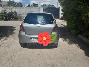 Toyota Yaris 2007 Gray