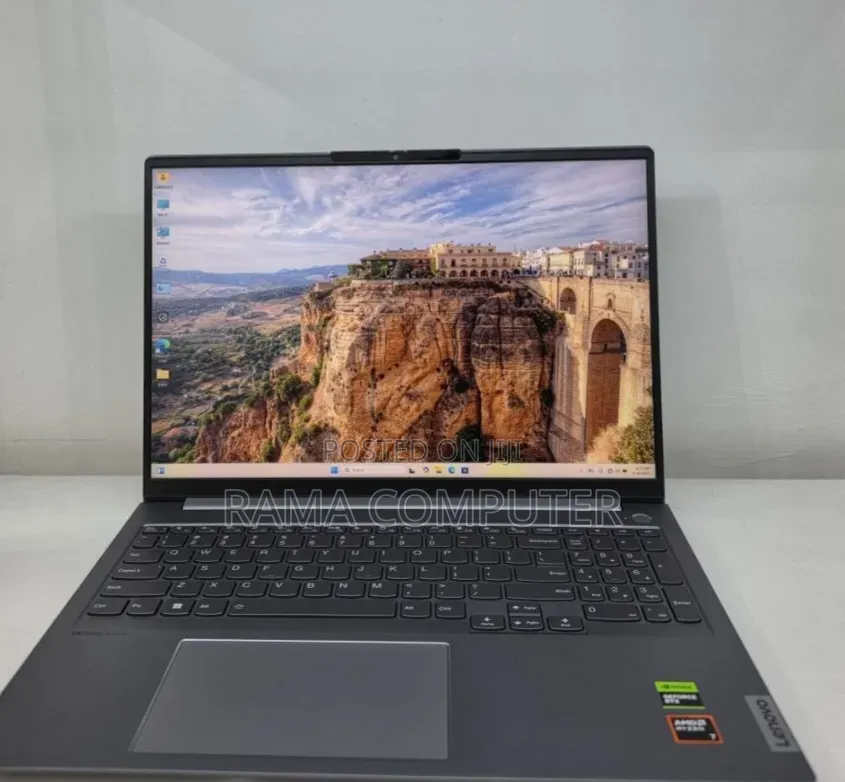 New Laptop Lenovo 32GB AMD Ryzen 7 SSD 1T