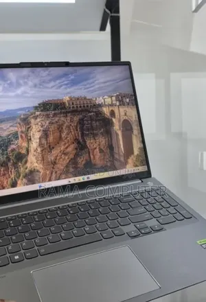 New Laptop Lenovo 32GB AMD Ryzen 7 SSD 1T