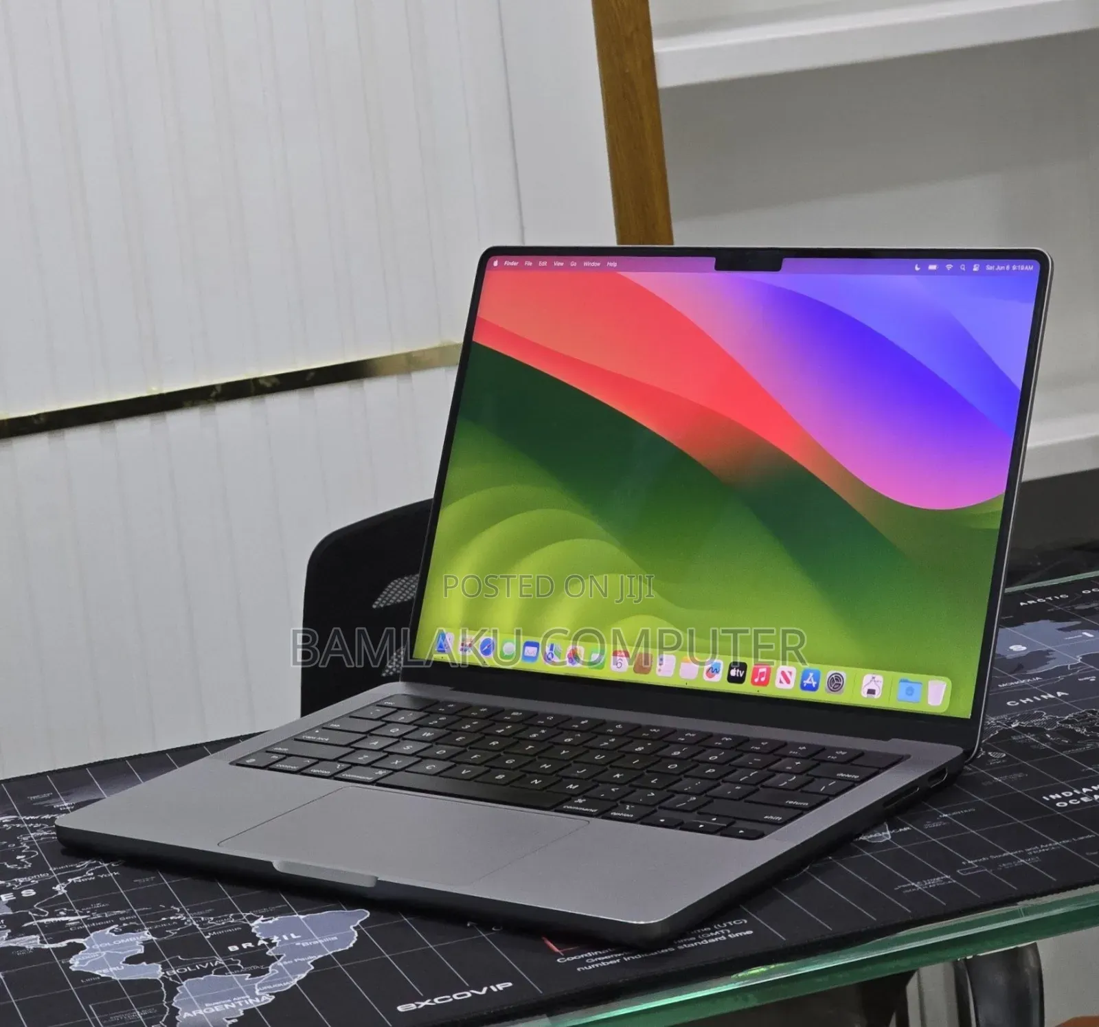 New Laptop Apple MacBook Pro 2023 M3 Pro 8GB Apple M3 Pro SSD 512GB
