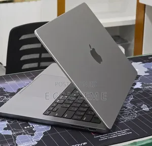 New Laptop Apple MacBook 8GB SSD 512GB