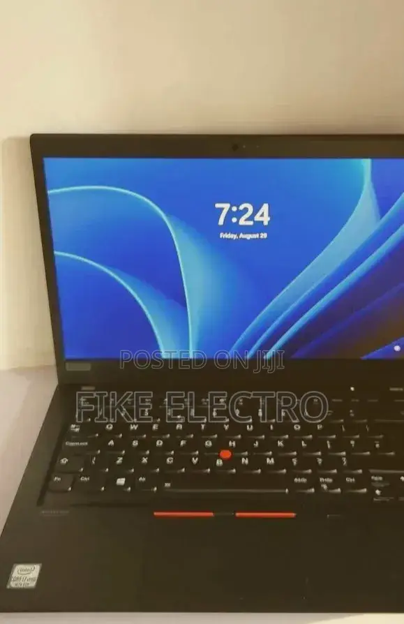 New Laptop Lenovo ThinkPad T14s Gen 2 16GB Intel Core i7 SSD 512GB
